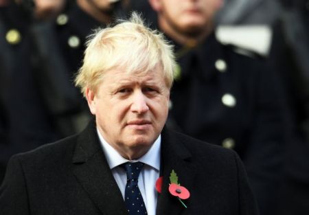 Οι Βρετανοί υπουργοί στηρίζουν θερμά τον Μπόρις Τζόνσον