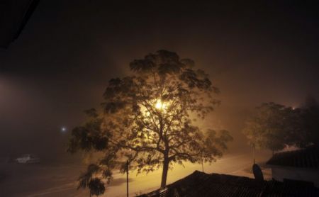 Προβλήματα από την αυξημένη αιθαλομίχλη στη Λάρισα
