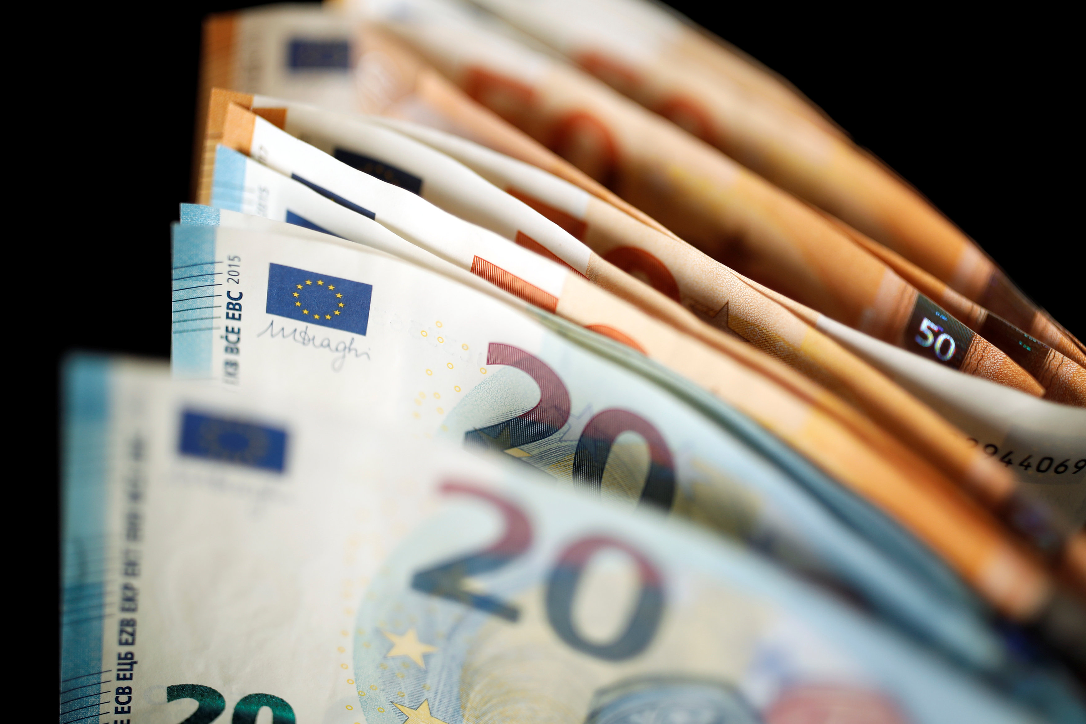 €640 εκατ. για τις ελληνικές επιχειρήσεις από το σχέδιο Γιούνκερ