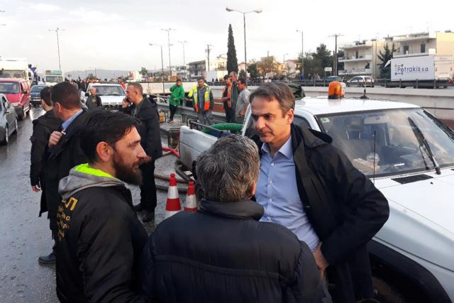 Μητσοτάκης: Να δοθεί άμεσα το βοήθημα στους κατοίκους της Μάνδρας