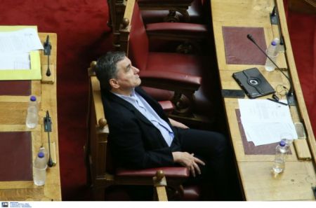 Ελεγκτές για το οικονομικό έγκλημα αναζητά ο Τσακαλώτος