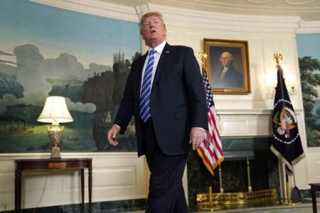 Στο Ανώτατο Δικαστήριο ο Τραμπ για το αντιμεταναστευτικό διάταγμα