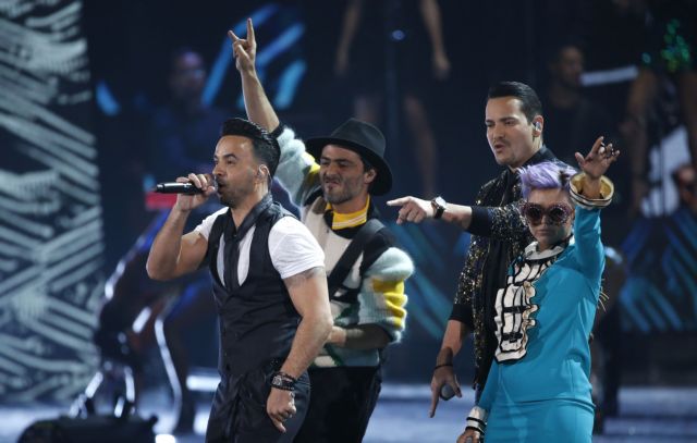 Latin Grammy Award: Τέσσερα βραβεία για το Despacito