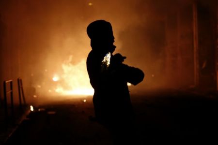 Αποκάλυψη: Βούλευμα του Ναυτοδικείου οδηγεί σε «απαλλαγή» όσων ρίχνουν βόμβες μολότοφ