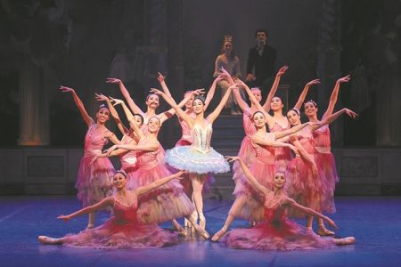 Ο «Καρυοθραύστης» δεν φοβάται την πανδημία