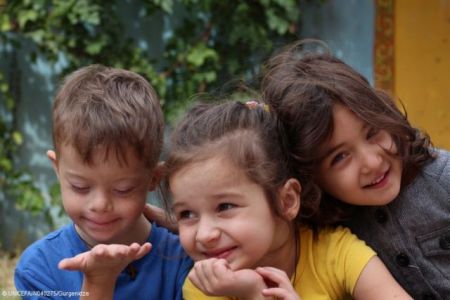 UNICEF: Δυσοίωνες προοπτικές για 180 εκατομμύρια παιδιά