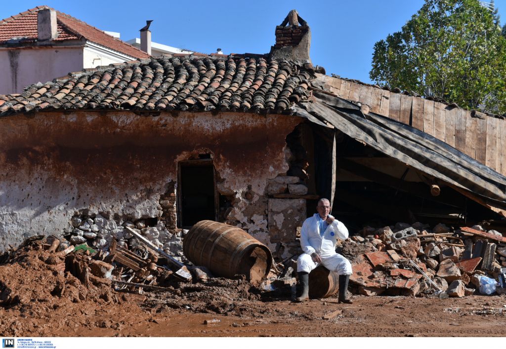Δεκατρείς συλλήψεις για πλιάτσικο στη Δ. Αττική