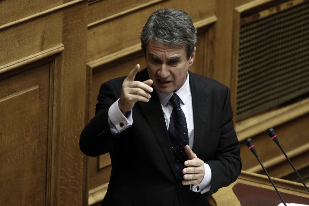 Σάλος με τα απόρρητα έγγραφα Λοβέρδου για την υπόθεση Καμμένου