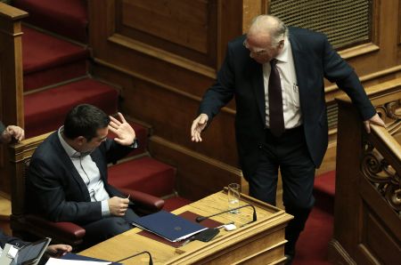 Τσίπρας: Στο Παρίσι την Πέμπτη για να λάβει βραβείο