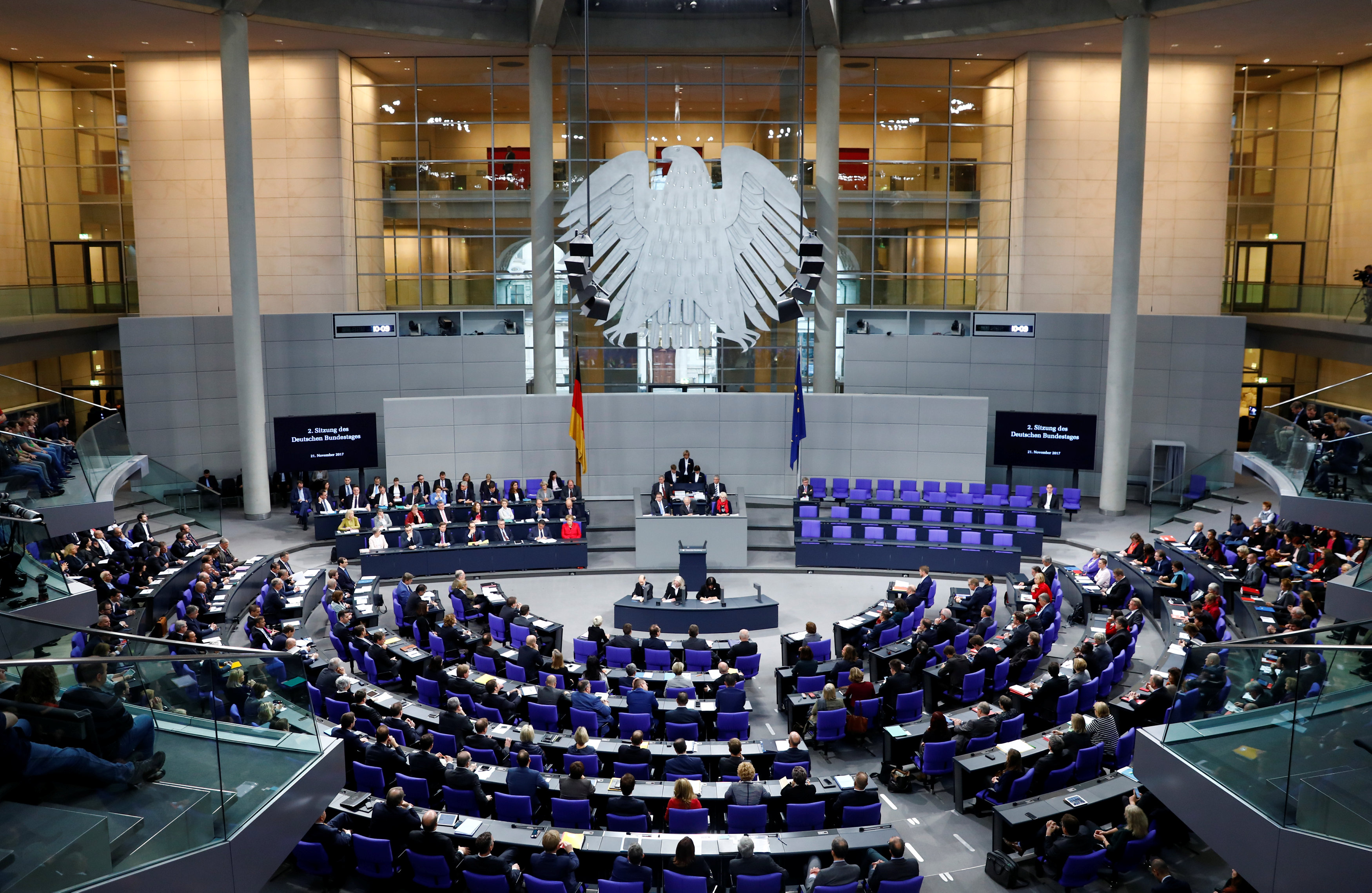 Γερμανία: Απαγορεύει τη χρήση Twitter στο Κοινοβούλιο ο Σόιμπλε