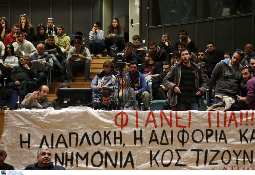 Περιφέρεια Αττικής – Δήμος Μάνδρας: Δύο συνεδριάσεις εν μέσω επεισοδίων