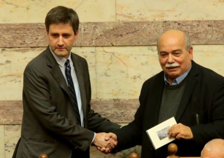 13.7 billion euro cushion for Greek return to markets