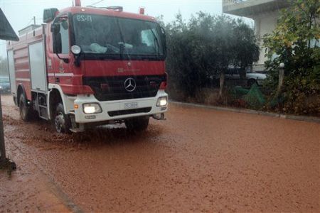 Εργασίες αποκατάστασης από τις πλημμύρες στην Κ.Μακεδονία