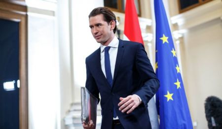 Ο Κουρτς στηρίζει την πρόταση Τούσκ για το προσφυγικό