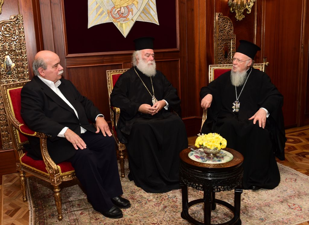 Βούτσης σε Βαρθολομαίο: Έχετε αφήσει το αποτύπωμά σας στα ανθρώπινα δικαιώματα