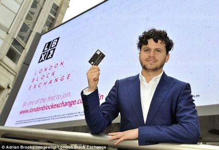 Τα Bitcoins… μπήκαν και σε κάρτες