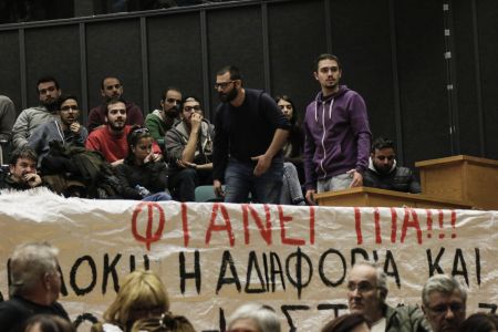 «Θέλουμε απαντήσεις τώρα, όχι αύριο» είπαν οι κάτοικοι της Μάνδρας