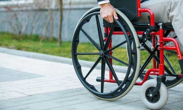 Ενας στους έξι πολίτες στην ΕΕ αντιμετωπίζει κάποιο είδος αναπηρίας