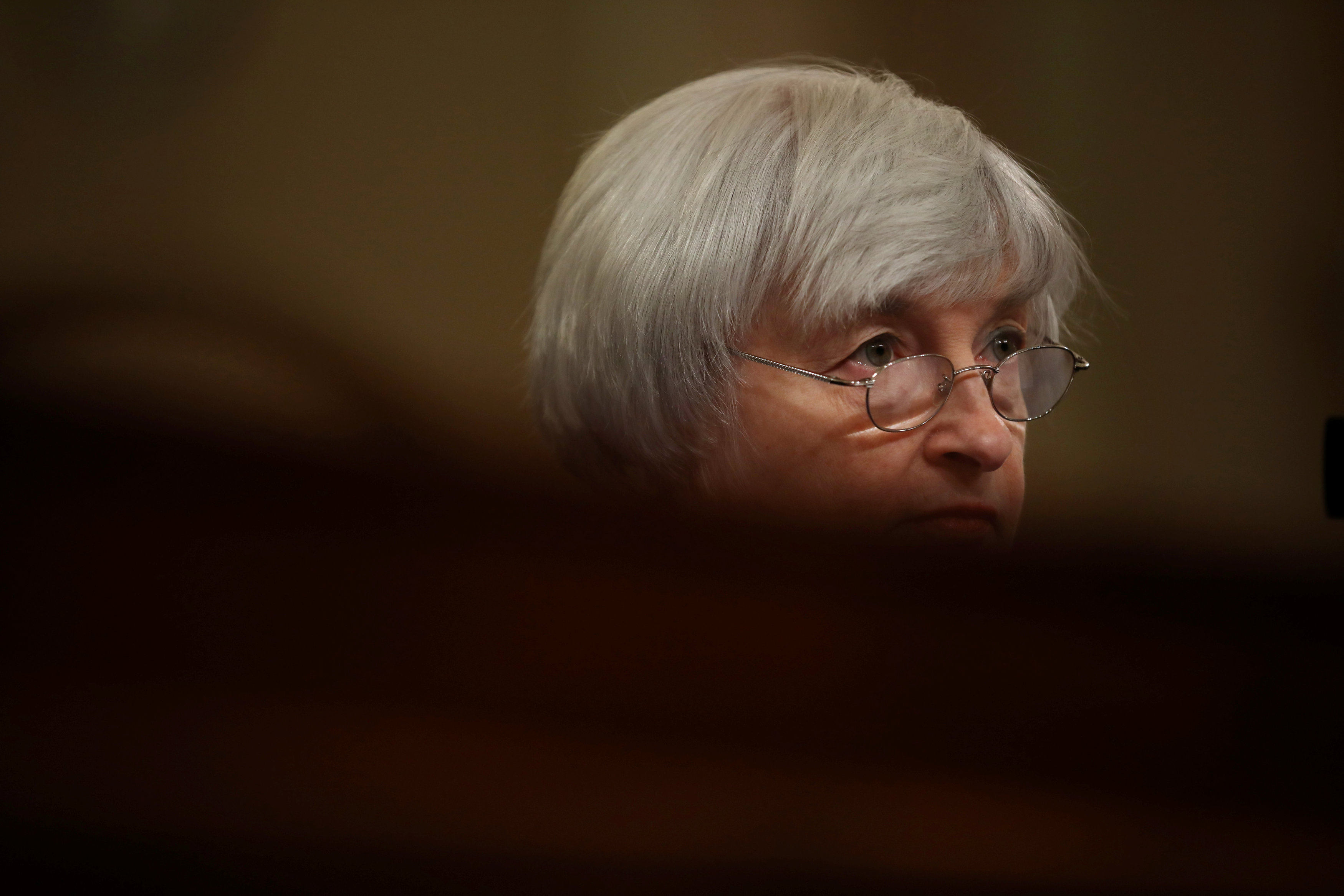 Η Γέλεν ανεβάζει τα επιτόκια της Fed