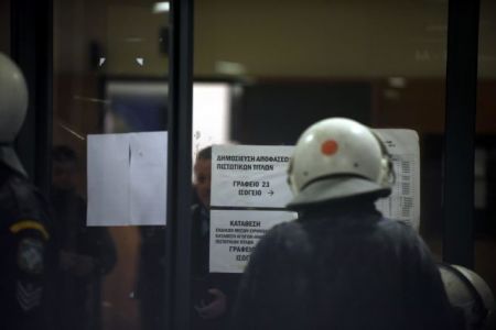 Πλειστηριασμοί: Ακόμη και φυλακή υπό τον φόβο… νέας ανακεφαλαιοποίησης των τραπεζών