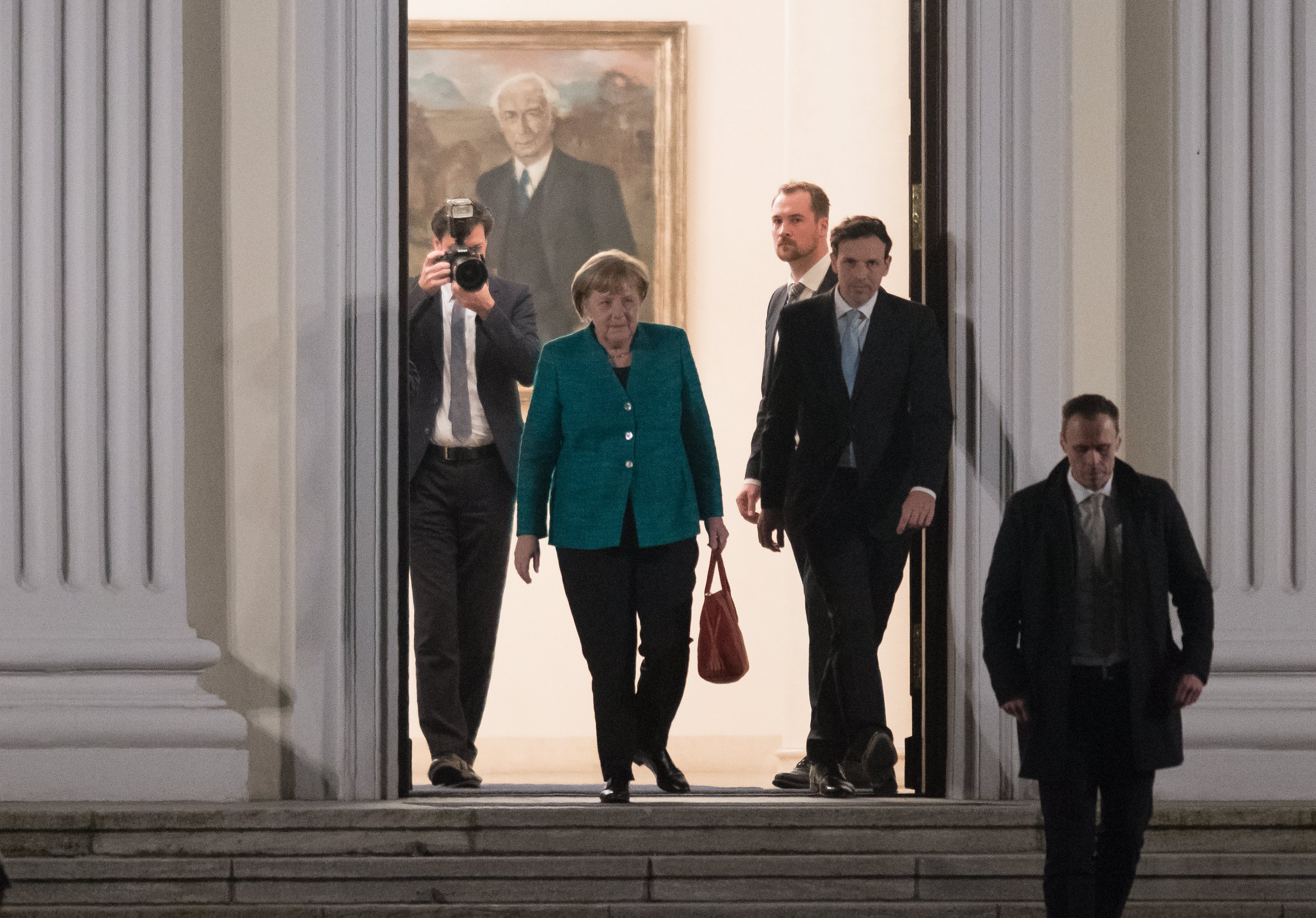 Γερμανία: Στις συμπληγάδες των διαβουλεύσεων για νέα κυβέρνηση