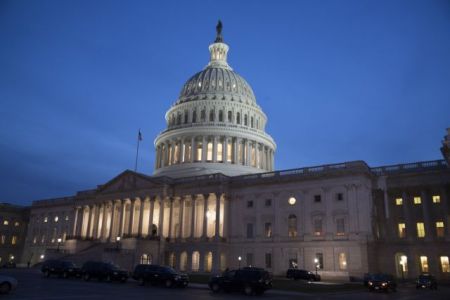 ΗΠΑ: Πολιτικοί παραιτήθηκαν για ανάρμοστη συμπεριφορά έναντι γυναικών