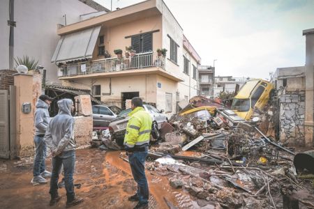 Η Μάνδρα γυρίζει σελίδα