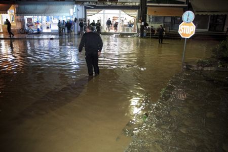 Σε κλοιό κακοκαιρίας Αιτωλοακαρνανία και Ηπειρος