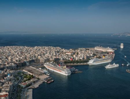 Μετρήσεις για τη ρύπανση σε στεριά και θάλασσα στον Πειραιά