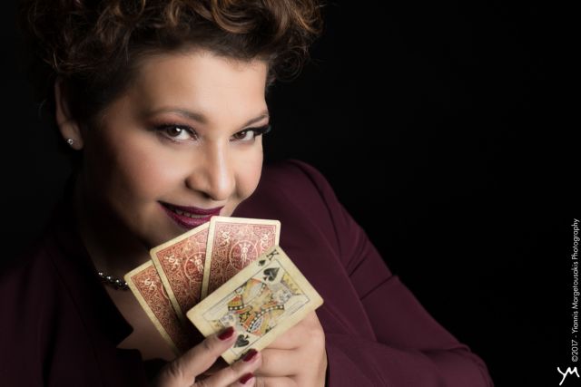 Γιώτα Νέγκα: «Τα τραγούδια είναι βάλσαμο»