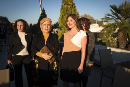 Η Εμινέ, ο σχεδιαστής Erdem και ο Anish Kapoor