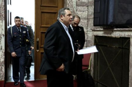 Η Επιτροπή Εξοπλισμών «ακυρώνει» τις συμφωνίες πώλησης αμυντικού υλικού στους σαουδάραβες