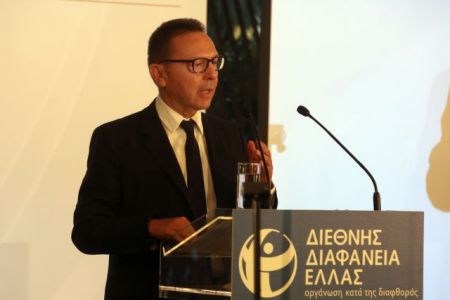 Στουρνάρας: Ανάγκη η συναίνεση για τη λειτουργία της οικονομίας και της κοινωνίας