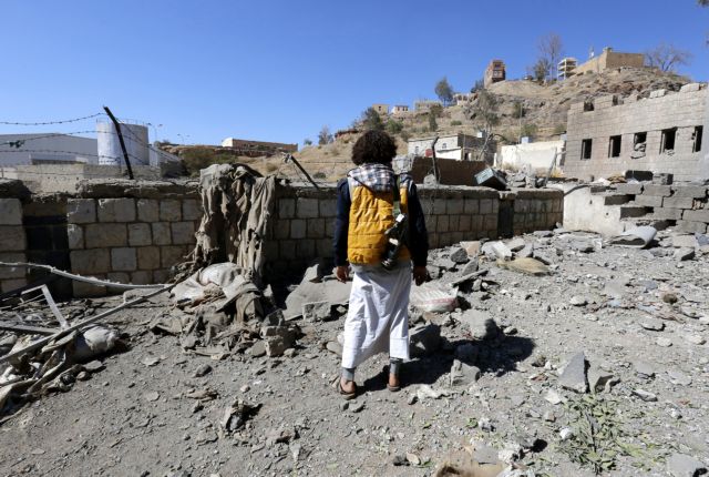 Υεμένη: Βομβάρδισαν τη Δημόσια Τηλεόραση – 4 νεκροί