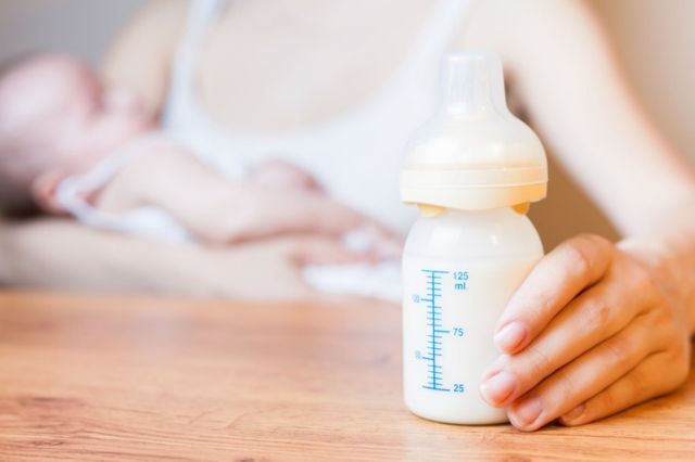 Γαλλία: Ανάκληση βρεφικού γάλακτος λόγω φόβου για σαλμονέλα