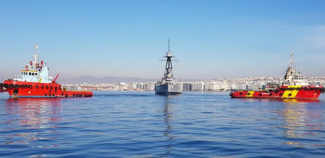 Απέπλευσε από τη Θεσσαλονίκη το θωρηκτό «Αβέρωφ»