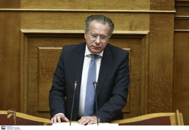 Κουμουτσάκος: Ευθύνη της κυβέρνησης η διαπραγμάτευση για την πΓΔΜ