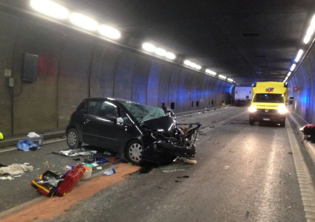 Ελβετία: Σύγκρουση οχημάτων σε οδική σήραγγα – 2 νεκροί