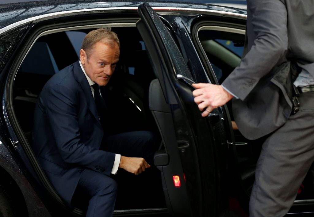 Tusk proposal to scrap refugee quotas divides EU summit