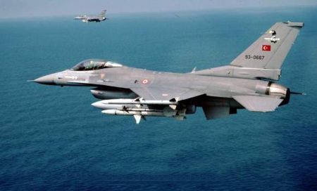 Νέα πτήση τουρκικών F-16 πάνω από το Φαρμακονήσι
