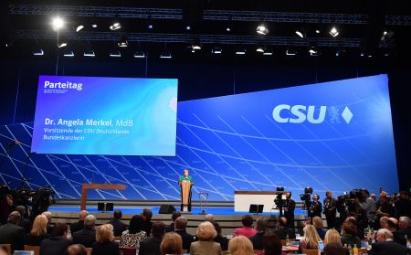 CSU: Εξετάσεις για τον προσδιορισμό ηλικίας ασυνόδευτων προσφυγόπουλων