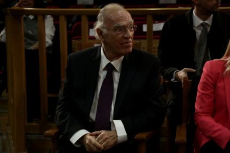 ΕΝΩΣΗ ΚΕΝΤΡΩΩΝ: Στην ουσία η δεδηλωμένη έχει χαθεί