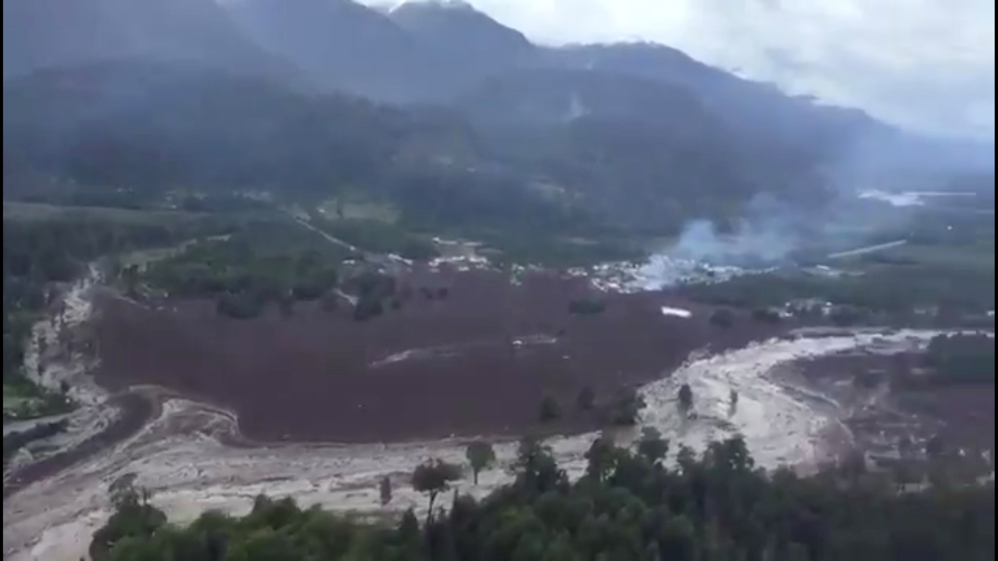 Χιλή: Πέντε νεκροί από κατολισθήσεις μετά από ισχυρή βροχή [Βίντεο]