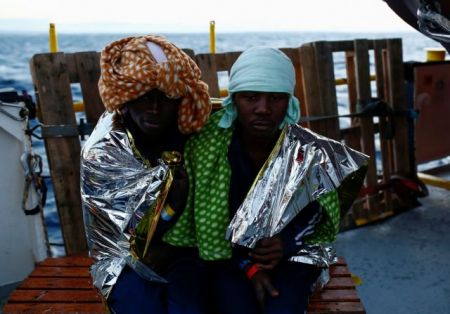 Έως 10.000 πρόσφυγες θα απομακρυνθούν από τη Λιβύη το 2018