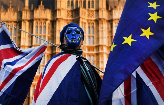 Βρετανία-Συντηρητικοί: Στηρίξτε το Brexit αλλιώς το χάος καραδοκεί
