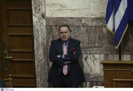 Κατρούγκαλος για πΓΔΜ: Προέχει το εθνικό κι όχι το κομματικό συμφέρον