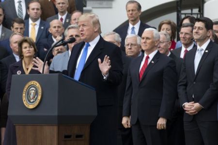 Τραμπ: Επιστρέφουμε στην Αμερική το μεγαλείο της