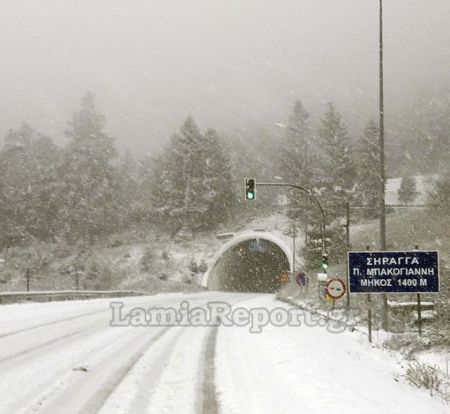 Πυκνό χιόνι σε πολλές περιοχές της χώρας