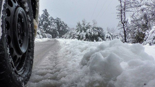 Χιόνια και αλυσίδες στη Στερεά Ελλάδα – Πρόγνωση του καιρού