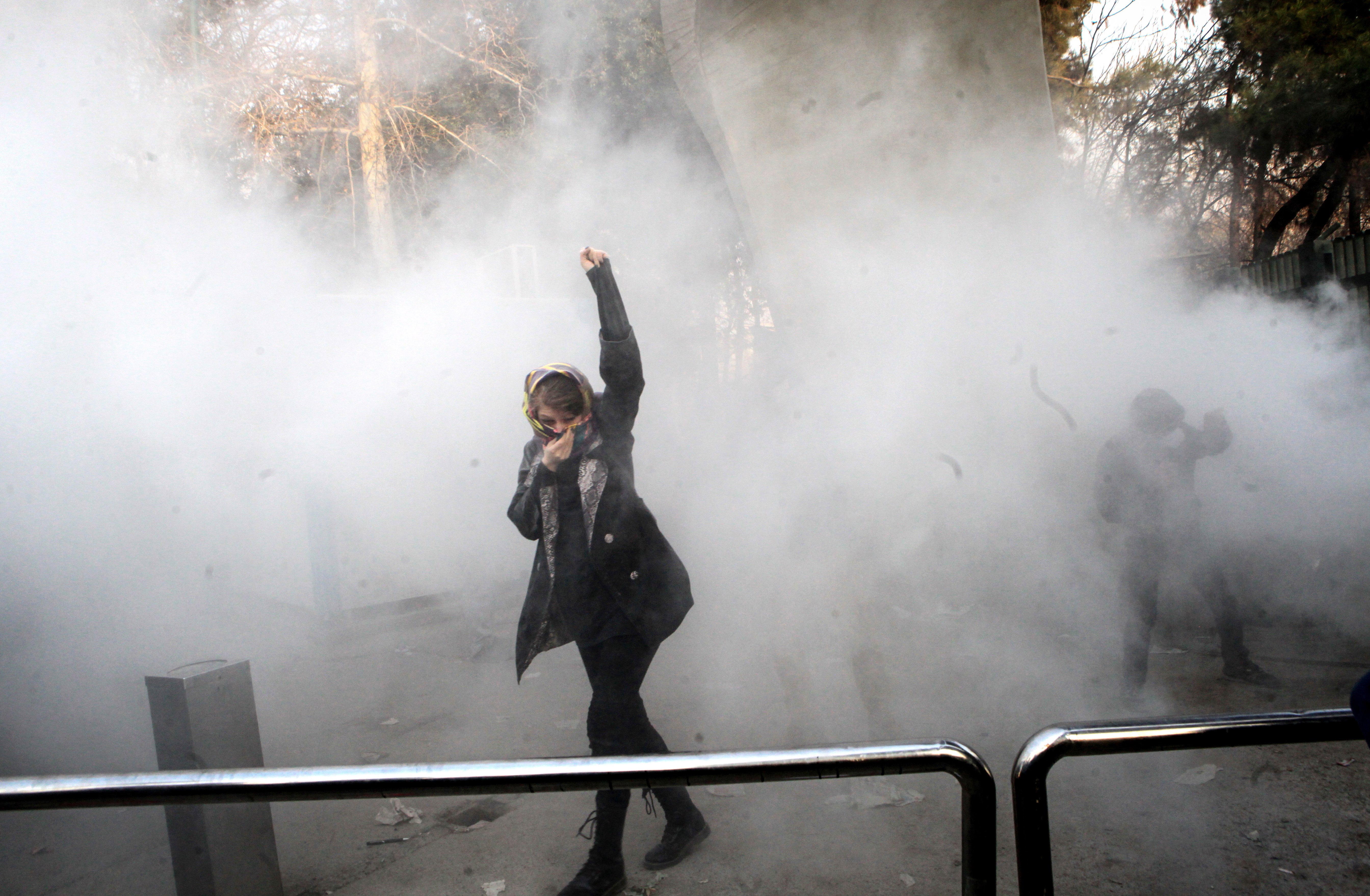 Γαλλία: Ανησυχία για τις ταραχές στο Ιράν